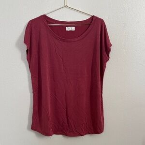 Maurices Rich Burgundy Short Sleeve Tee